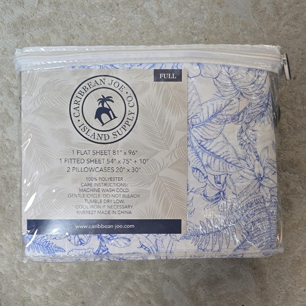Caribbean Joe Leaf Print Sheet Set - Blue and White